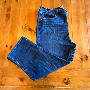 Signature Levi Strauss Heritage High Rise Straight Blue Jeans